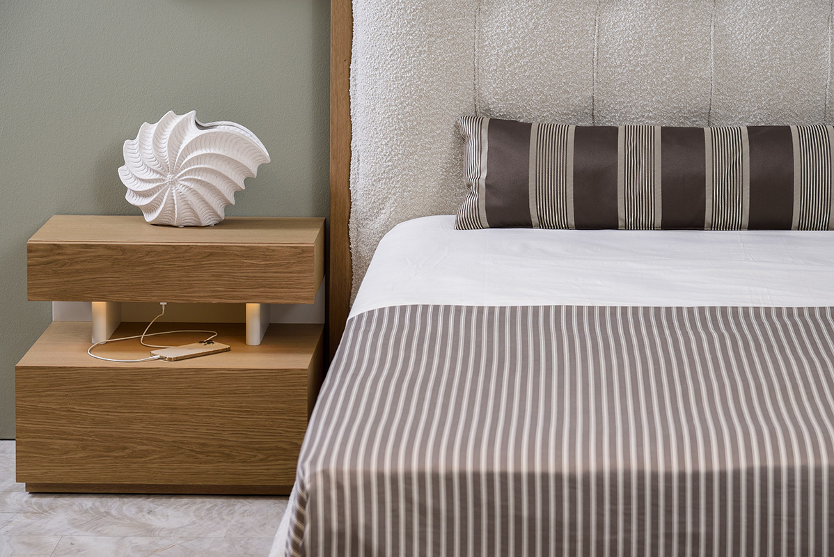 Ascott komodino drys usb charger